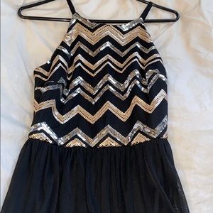 Black dress with rose goldsilver sequin tip detail